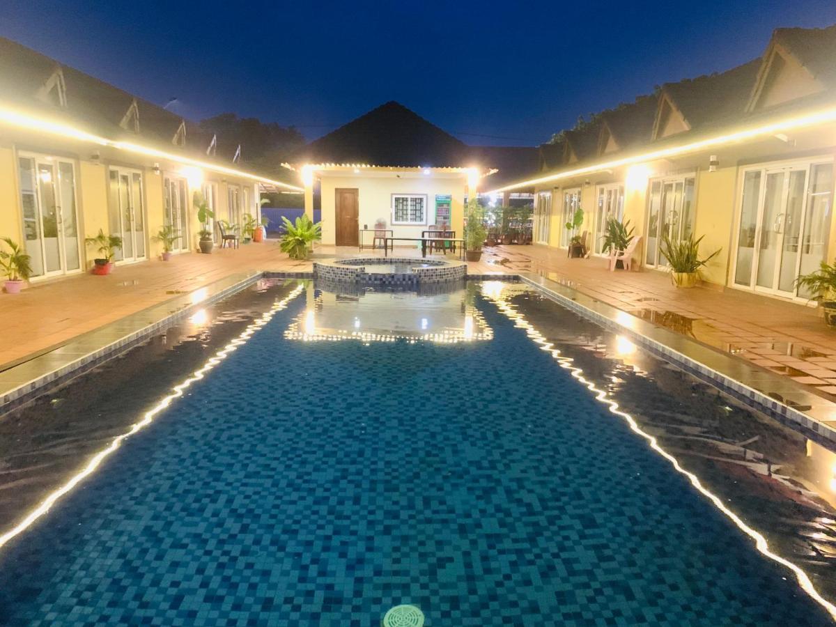 Hello Kampot Resort Экстерьер фото