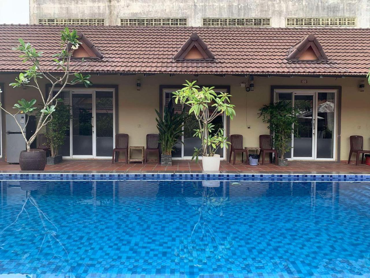 Hello Kampot Resort Экстерьер фото